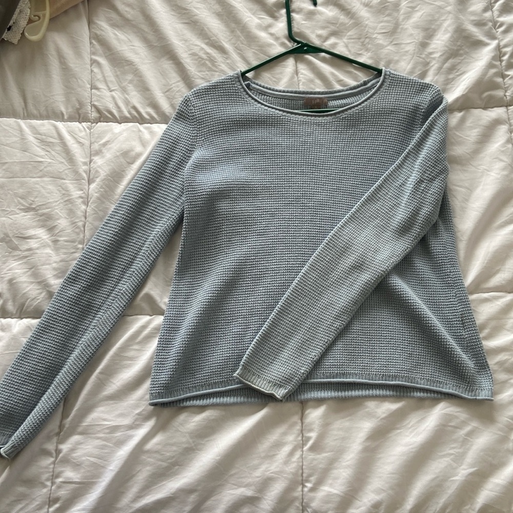 J Jill. Beachy blue lightweight sweater